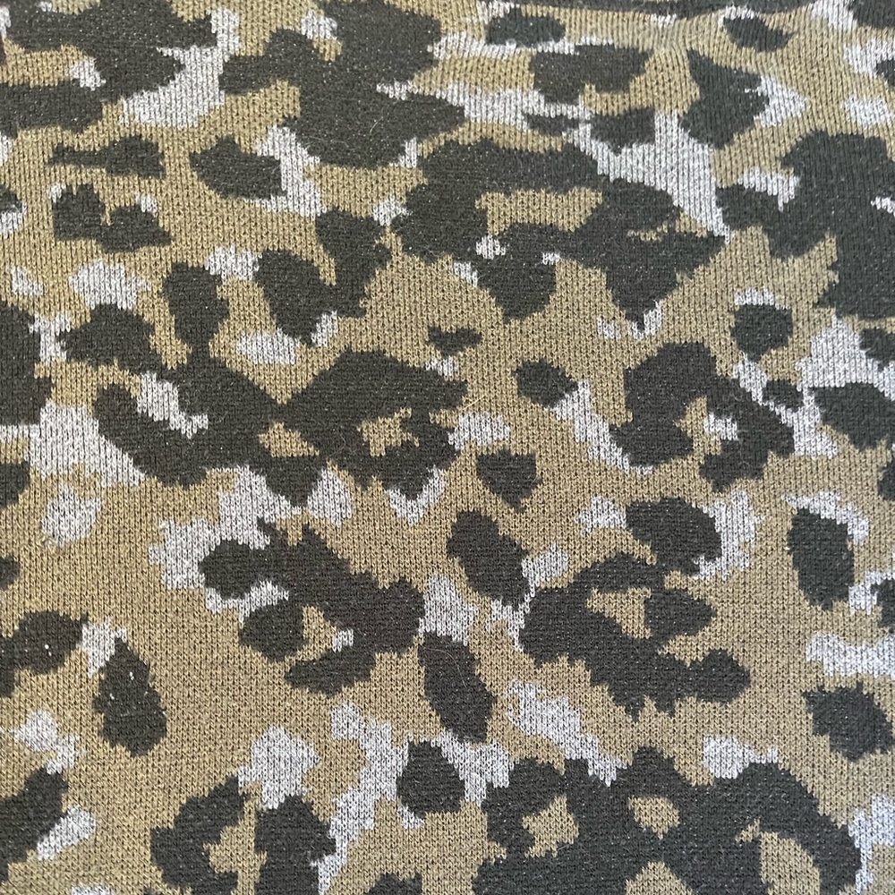 Long sleeve camo print sweater from Anthropologie size S - Picture 5 of 7
